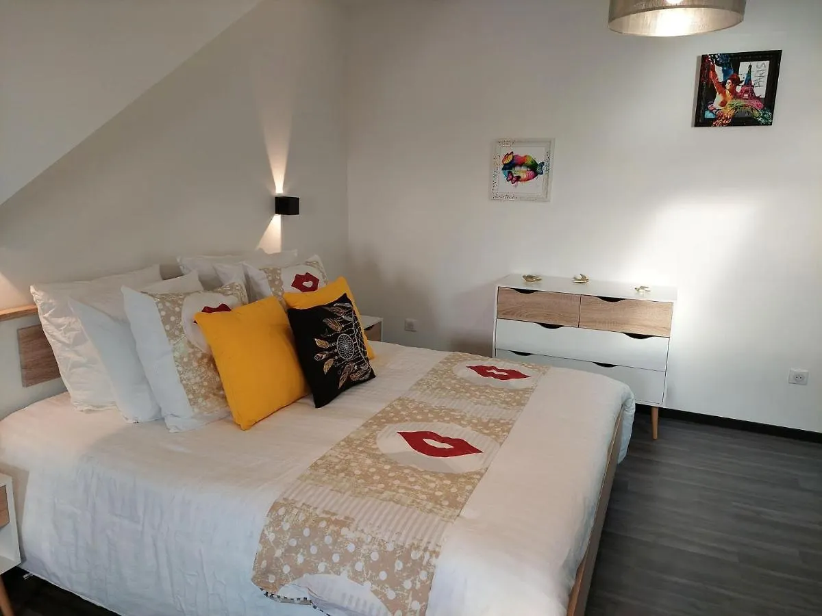 بيت للعطل فيلا 180° Panoramic Sea View, Direct Beach Location, Locmaria-Plouzane
