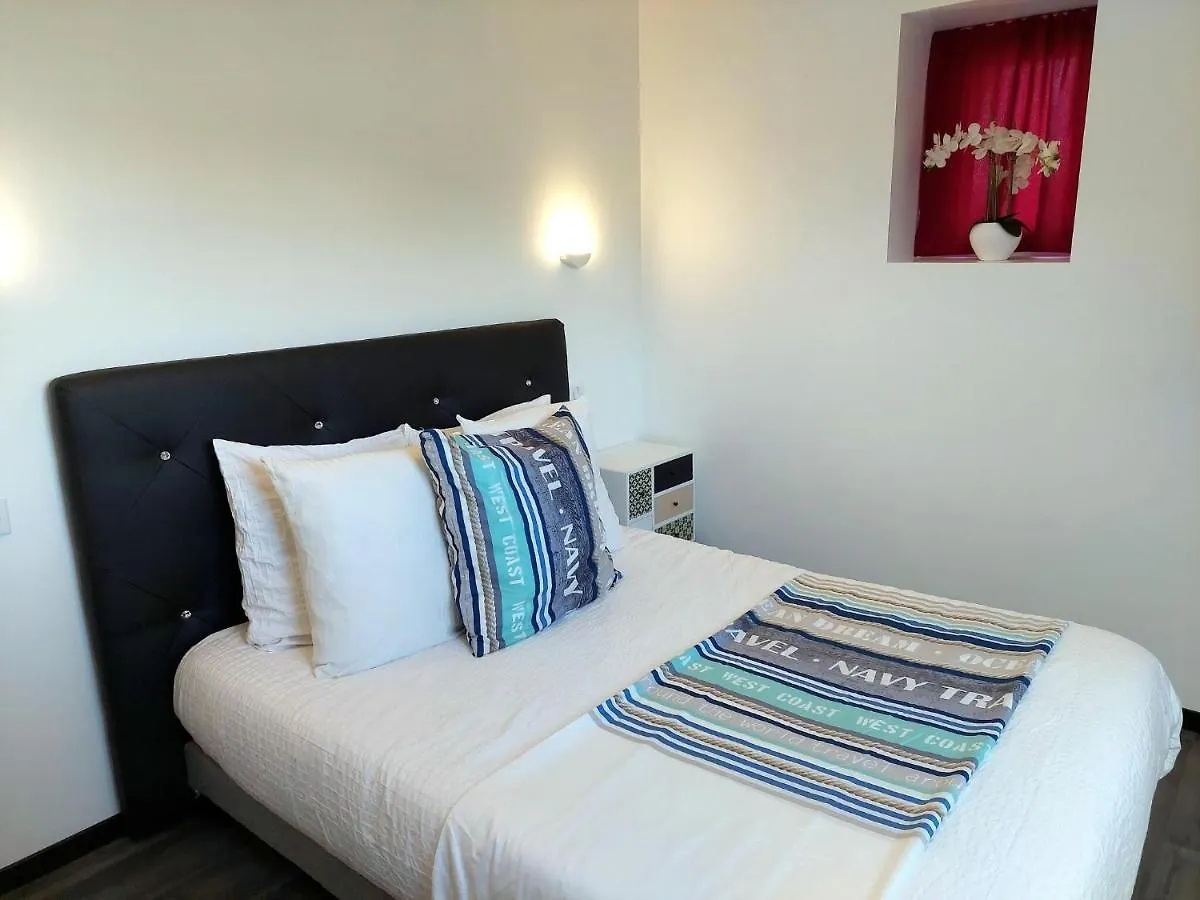 بيت للعطل فيلا 180° Panoramic Sea View, Direct Beach Location, Locmaria-Plouzane